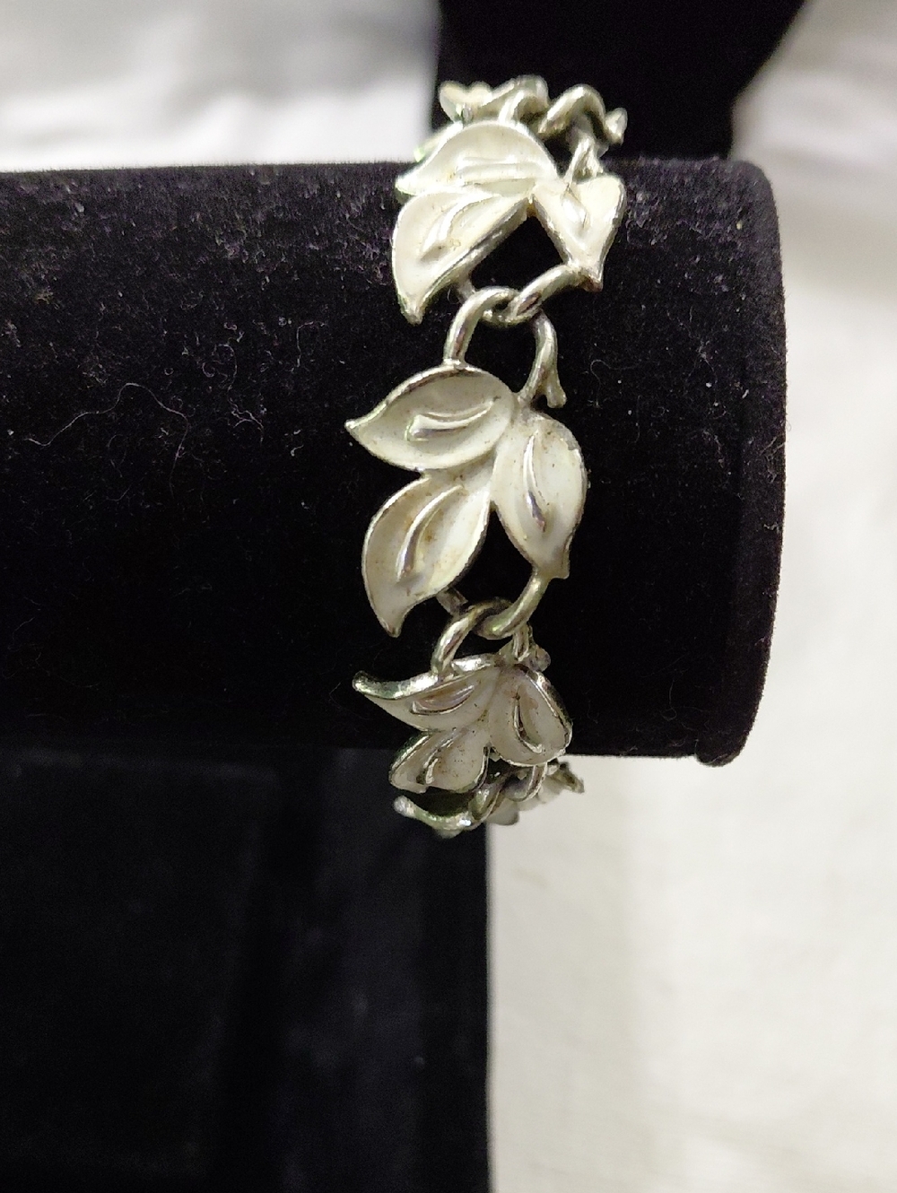 Vintage Coro Silver-Tone Leaf Link Bracelet